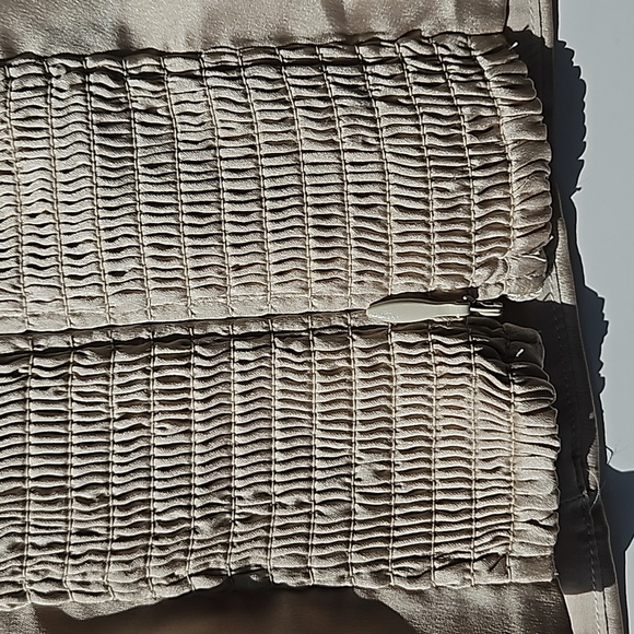 Abercrombie & Fitch Gold Satin Blouse long sleeve rouched sleeves - Picture 9 of 12